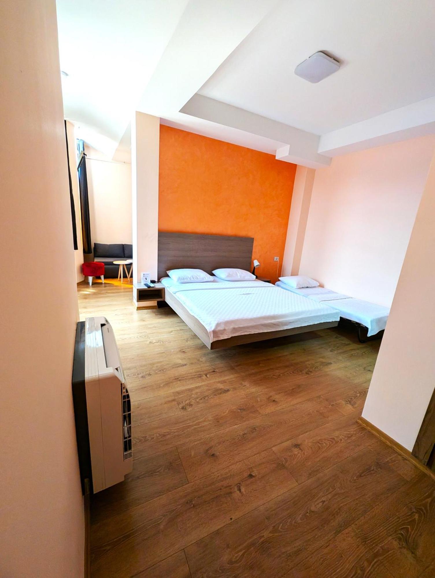 Easy Apartments 库马诺沃 外观 照片